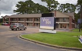Value Inn - Livonia